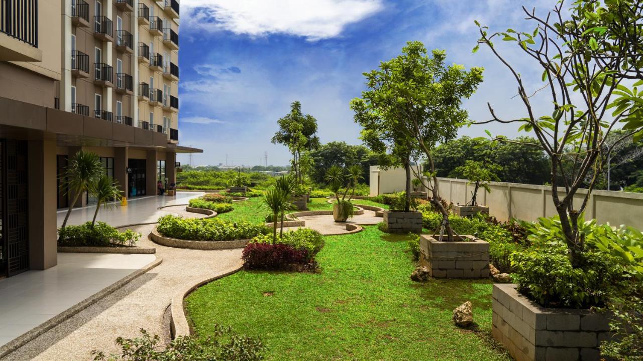 Azalea Suites Cikarang By Jayakarta Group Exterior foto